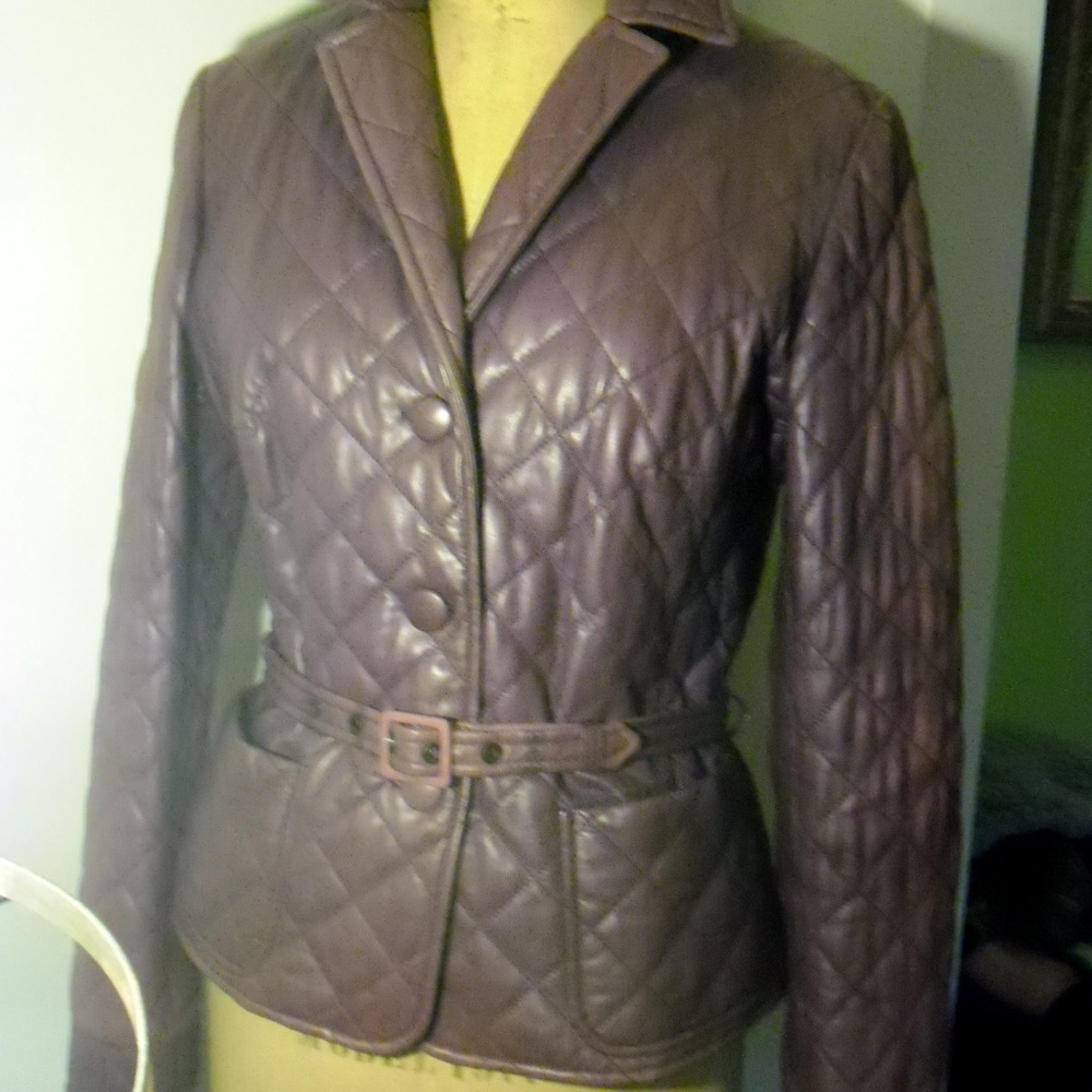 ESCADA   QUILTED LEATHER BELTED JACKET SIZE 38